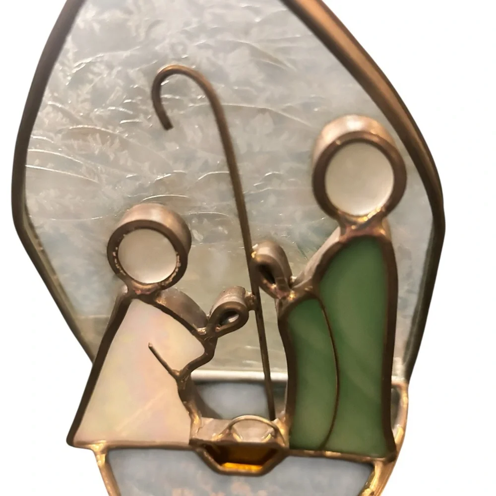 Nativity Manger Stained art glass scene- 5 inches in height